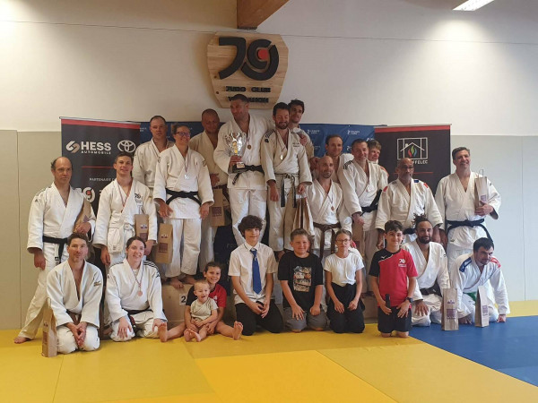 Une première édition réussie pour le tournoi vétérans par équipes